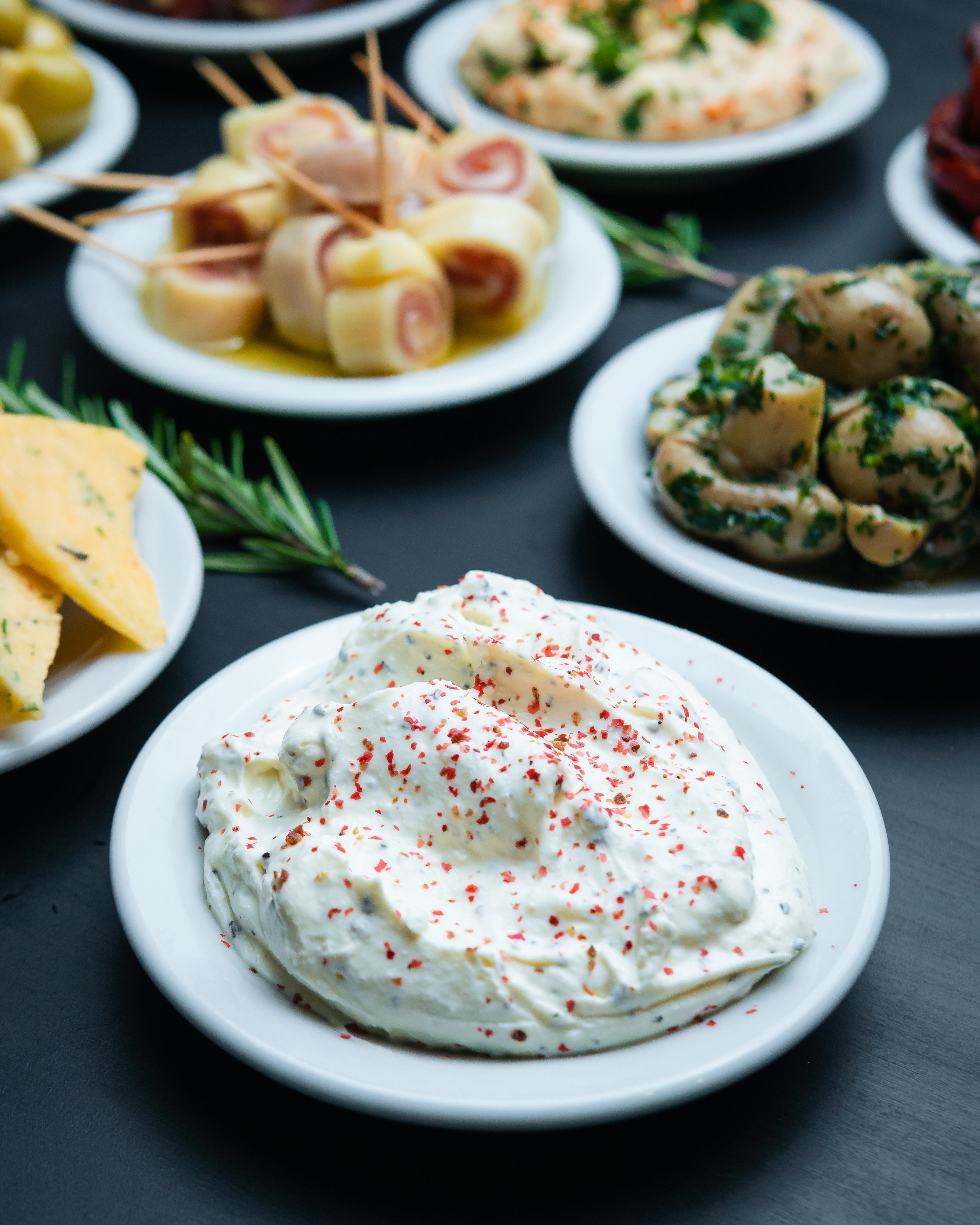 TAPEO PARÍS COMEN 6 / PICAN 12