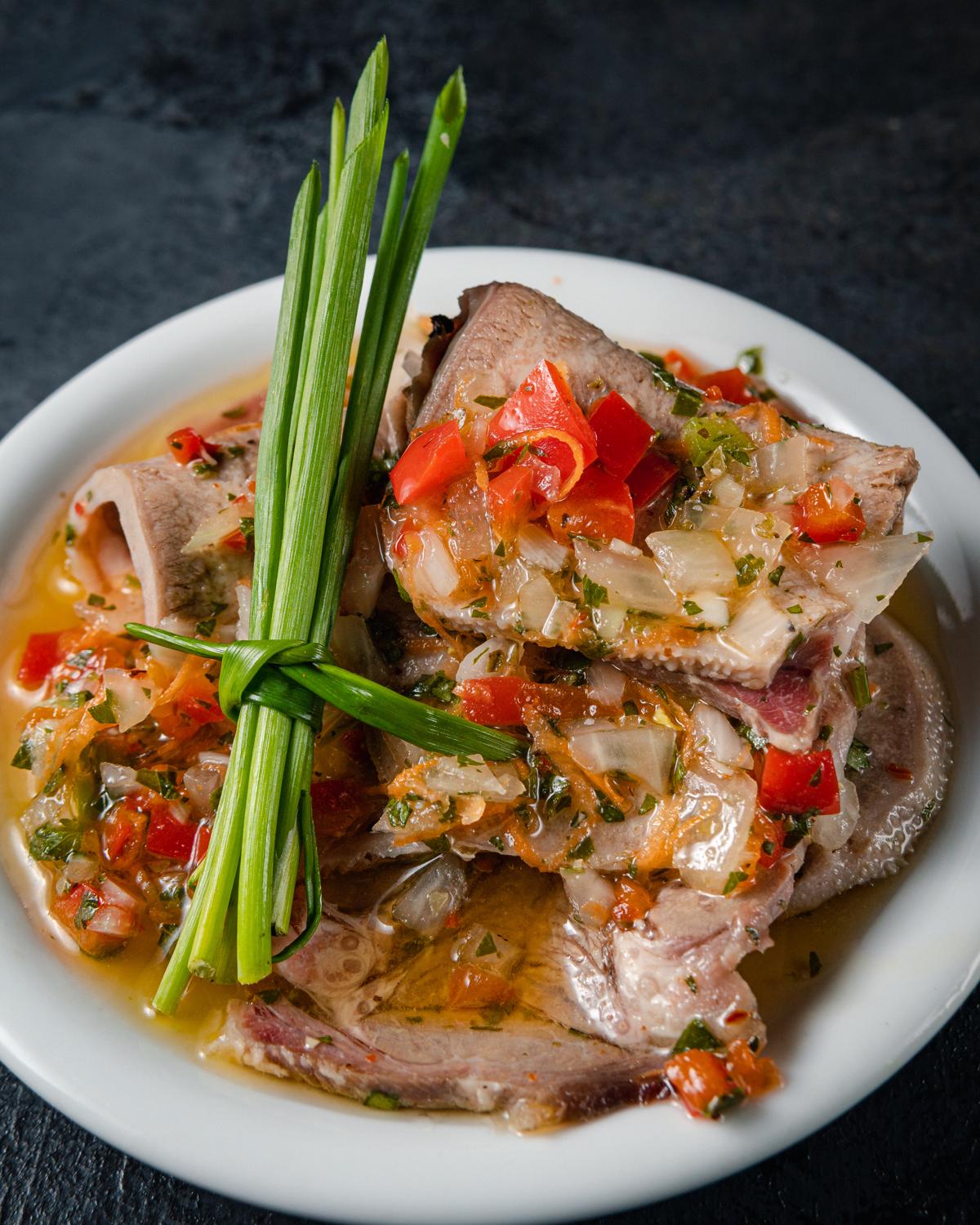 LENGUA EN ESCABECHE