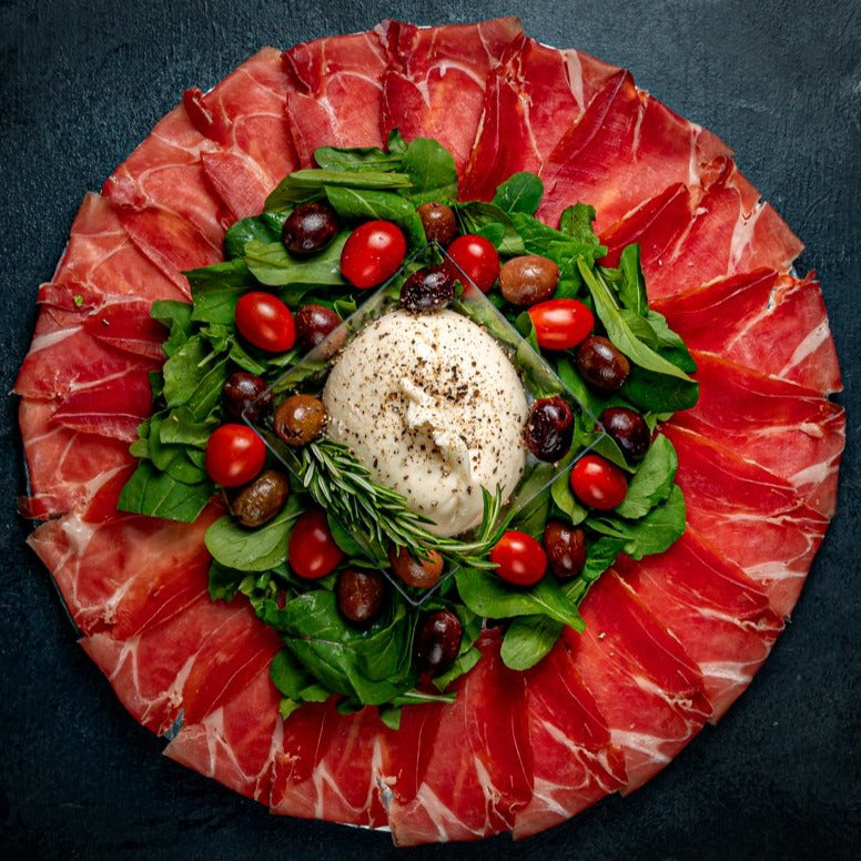 TABLA BURRATA CON JAMÓN CRUDO