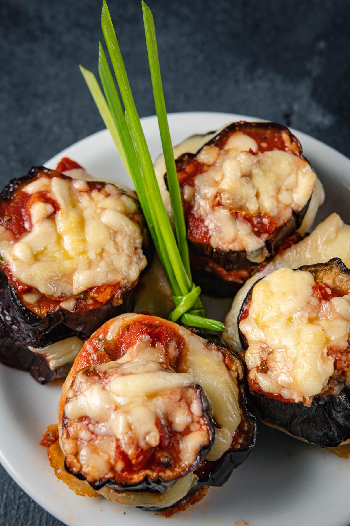 Berenjena asada gratinada