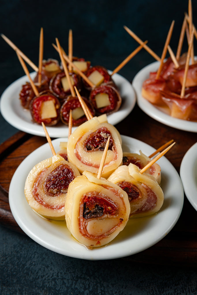 TAPEO PINCHOS MILÁN COMEN 2 / PICAN 4